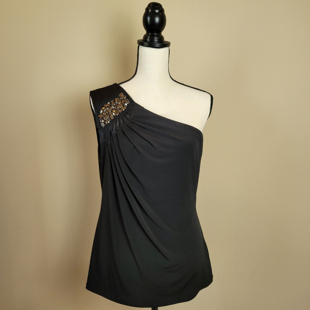 Worthington sleeveless off one shoulder blouse